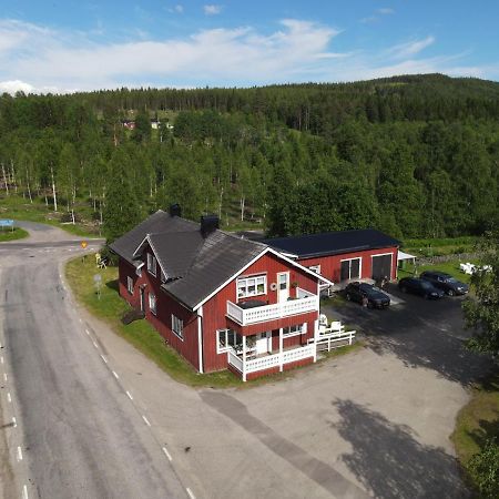Swedish Adventure Apartment Brograngen Bagian luar foto